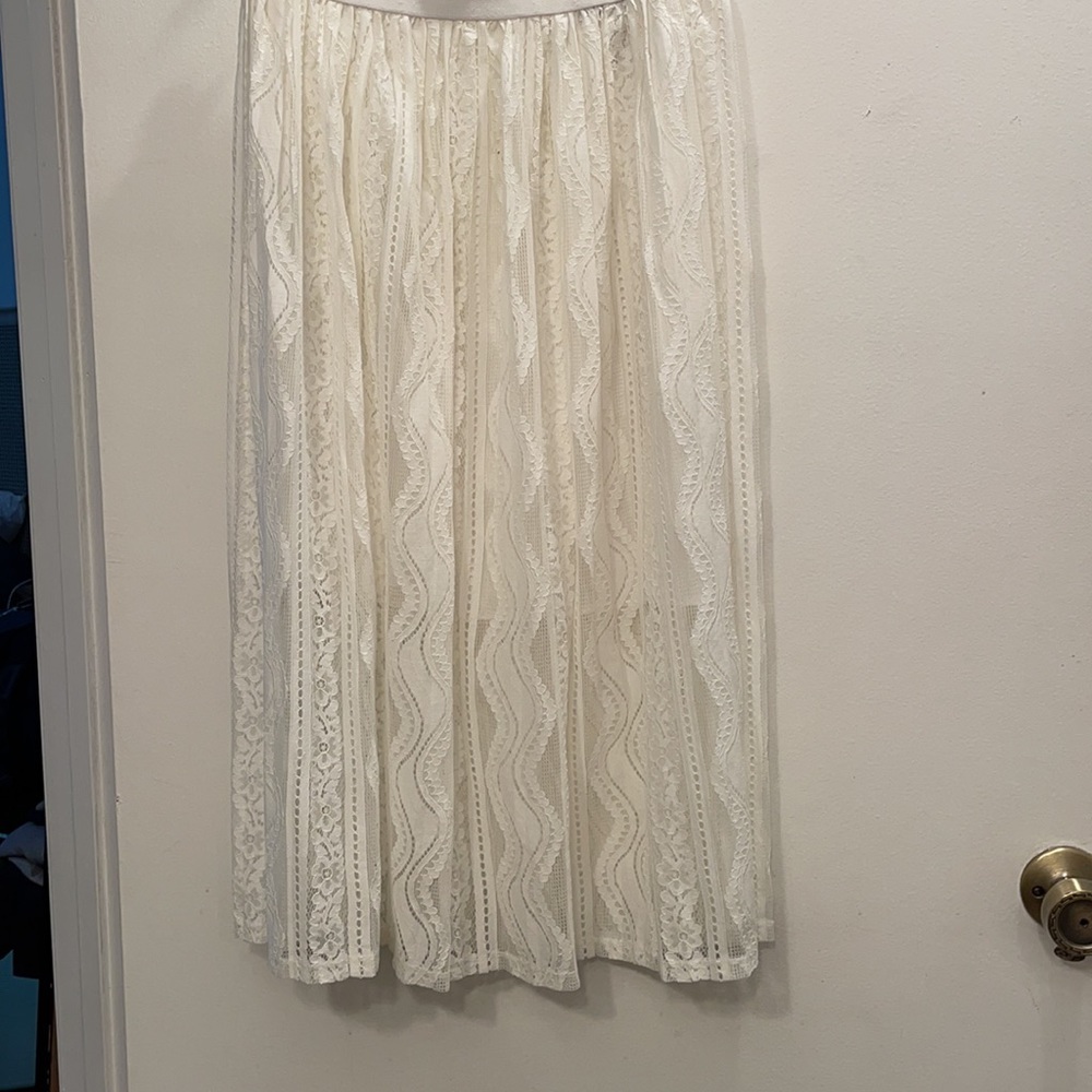 White Lace Skirt - image 6